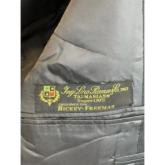 Hickey Freeman 42R USA Made Loro Piana Tasmanian‎ Super 130's Gray 2Btn Blazer